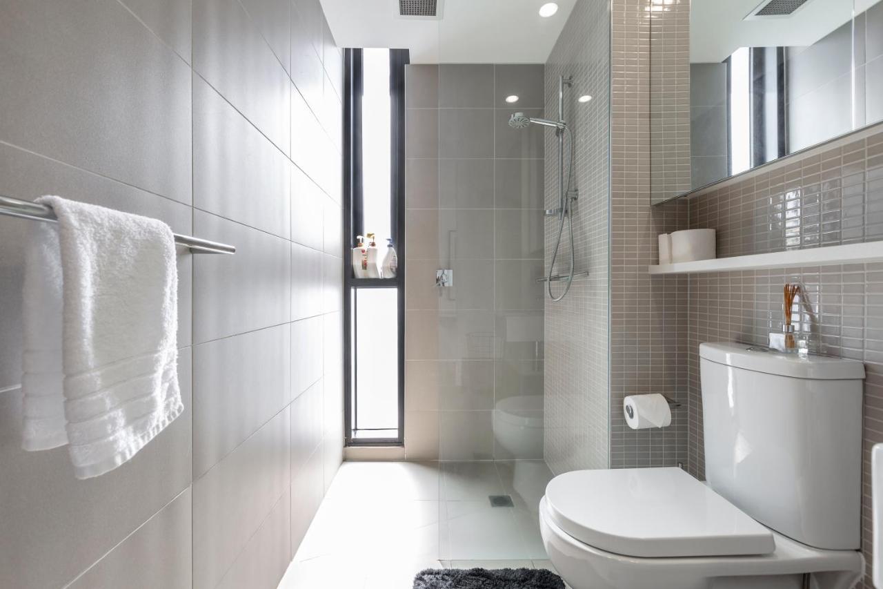 Light, Airy, Spacious Queens Road Apartment Melbourne Bagian luar foto